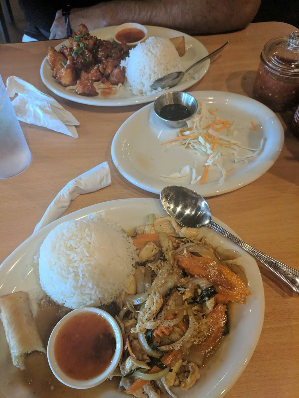 Zabb Noodles | restaurant | 168 E 3300 S, South Salt Lake, UT 84115, USA | 3852427605 OR +1 385-242-7605