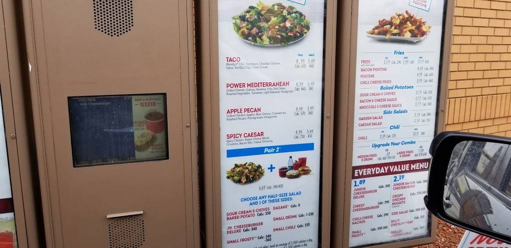 Wendys | restaurant | 17725 Yonge St, Newmarket, ON L3Y 7C1, Canada | 9058539861 OR +1 905-853-9861