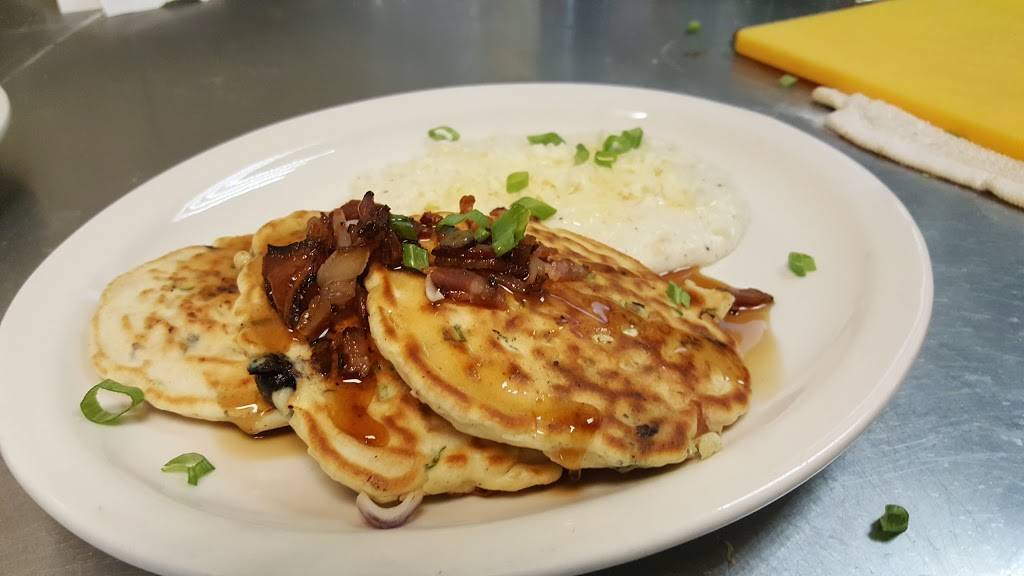 Silver Queen Cafe | restaurant | 5429 Harford Rd, Baltimore, MD 21214, USA | 4433452020 OR +1 443-345-2020