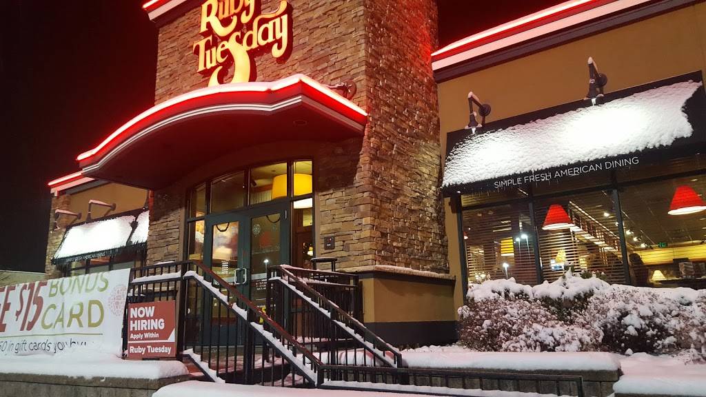 Ruby Tuesday | restaurant | 41 Orange Plaza Ln, Middletown, NY 10940, USA | 8453429006 OR +1 845-342-9006