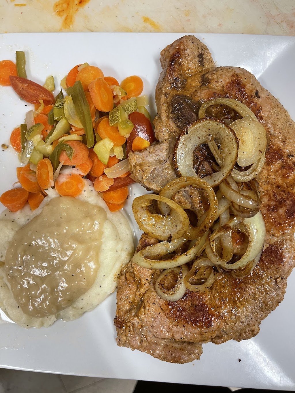 Mona’s Kitchen Tx | restaurant | 117 N 1st St, Anthony, TX 79821, USA | 9157928091 OR +1 915-792-8091