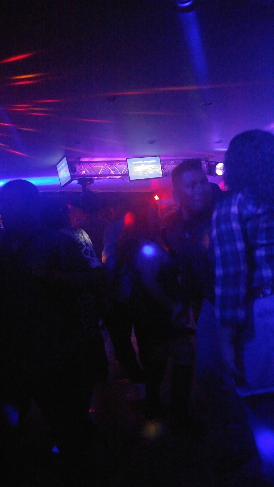 Mariscos La Coqueta | restaurant | 118 W Chapel St, Santa Maria, CA 93458, USA | 8057391124 OR +1 805-739-1124