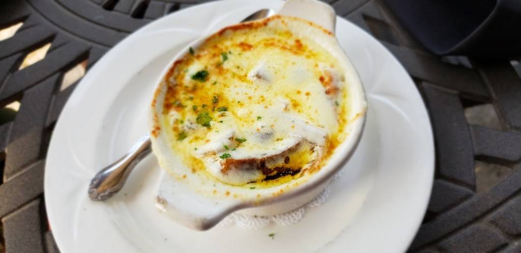 Theos Bar & Grille | restaurant | 3315 Hartzdale Dr, Camp Hill, PA 17011, USA | 7177376965 OR +1 717-737-6965