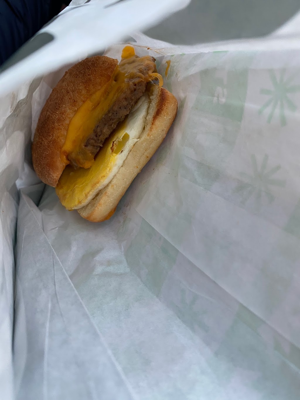 Starbucks | cafe | 2401 Aramingo Ave, Philadelphia, PA 19125, USA | 2675213404 OR +1 267-521-3404