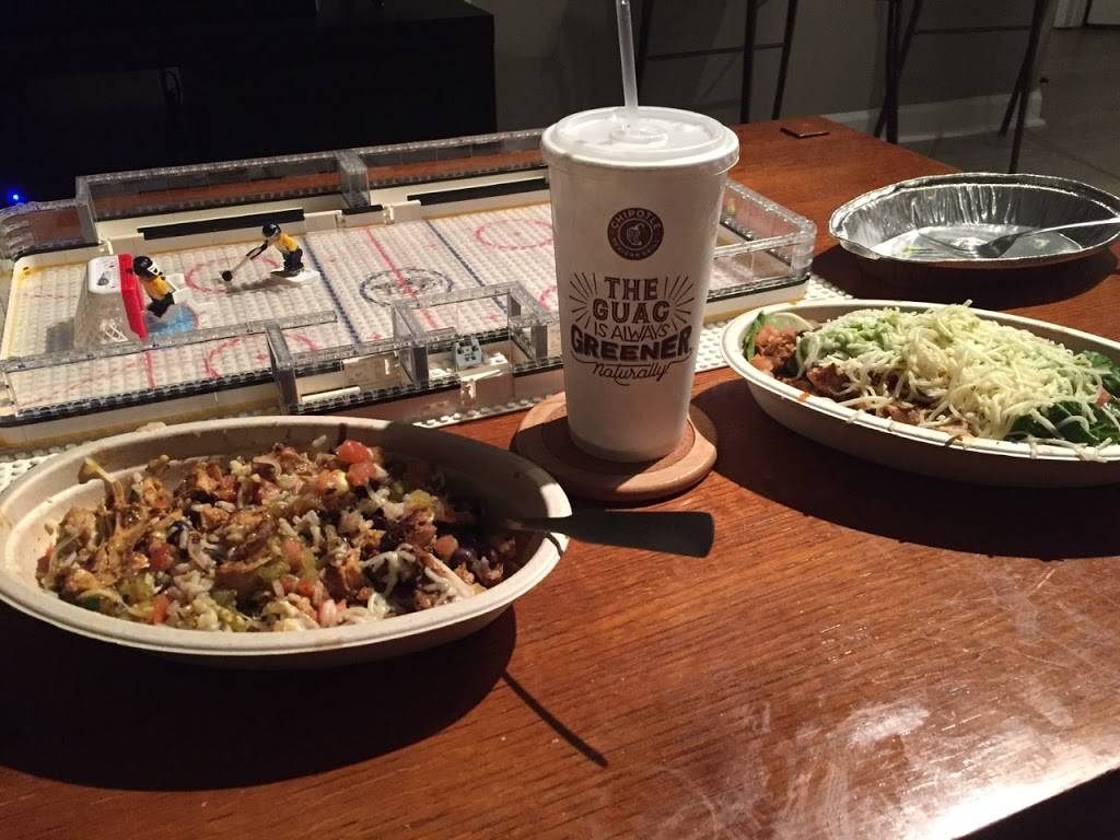 Chipotle Mexican Grill | restaurant | 400 21st Ave S, Nashville, TN 37203, USA | 6157770890 OR +1 615-777-0890