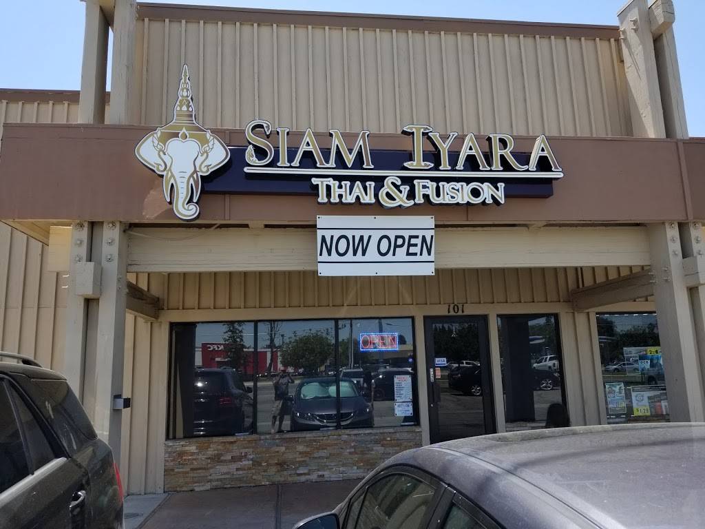 Siam Iyara | restaurant | 6401 White Ln #101, Bakersfield, CA 93309, USA | 6618365402 OR +1 661-836-5402