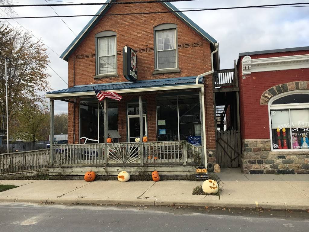 Ks Diner | restaurant | 8882 Avoca Rd, Avoca, MI 48006, USA | 8103242903 OR +1 810-324-2903