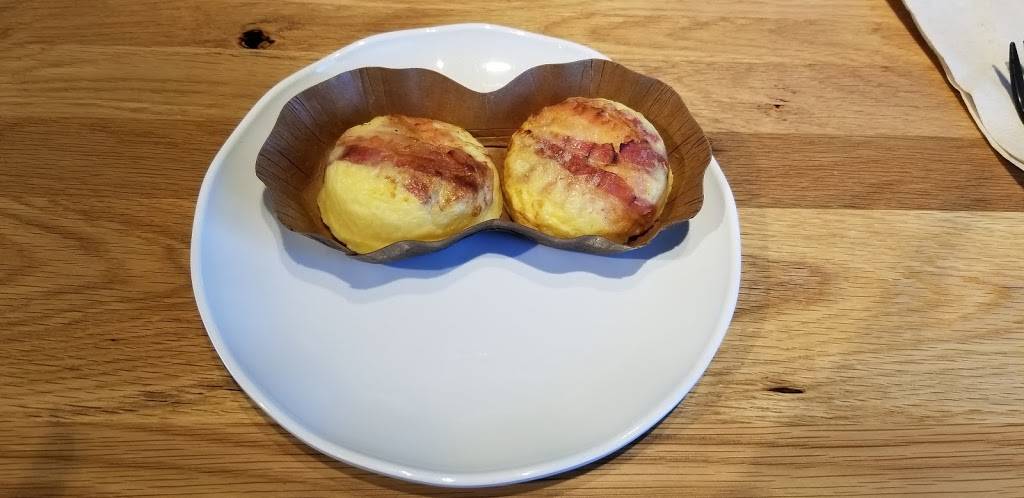 Starbucks | cafe | 5521 Carolina Beach Rd, Wilmington, NC 28412, USA | 9103959100 OR +1 910-395-9100