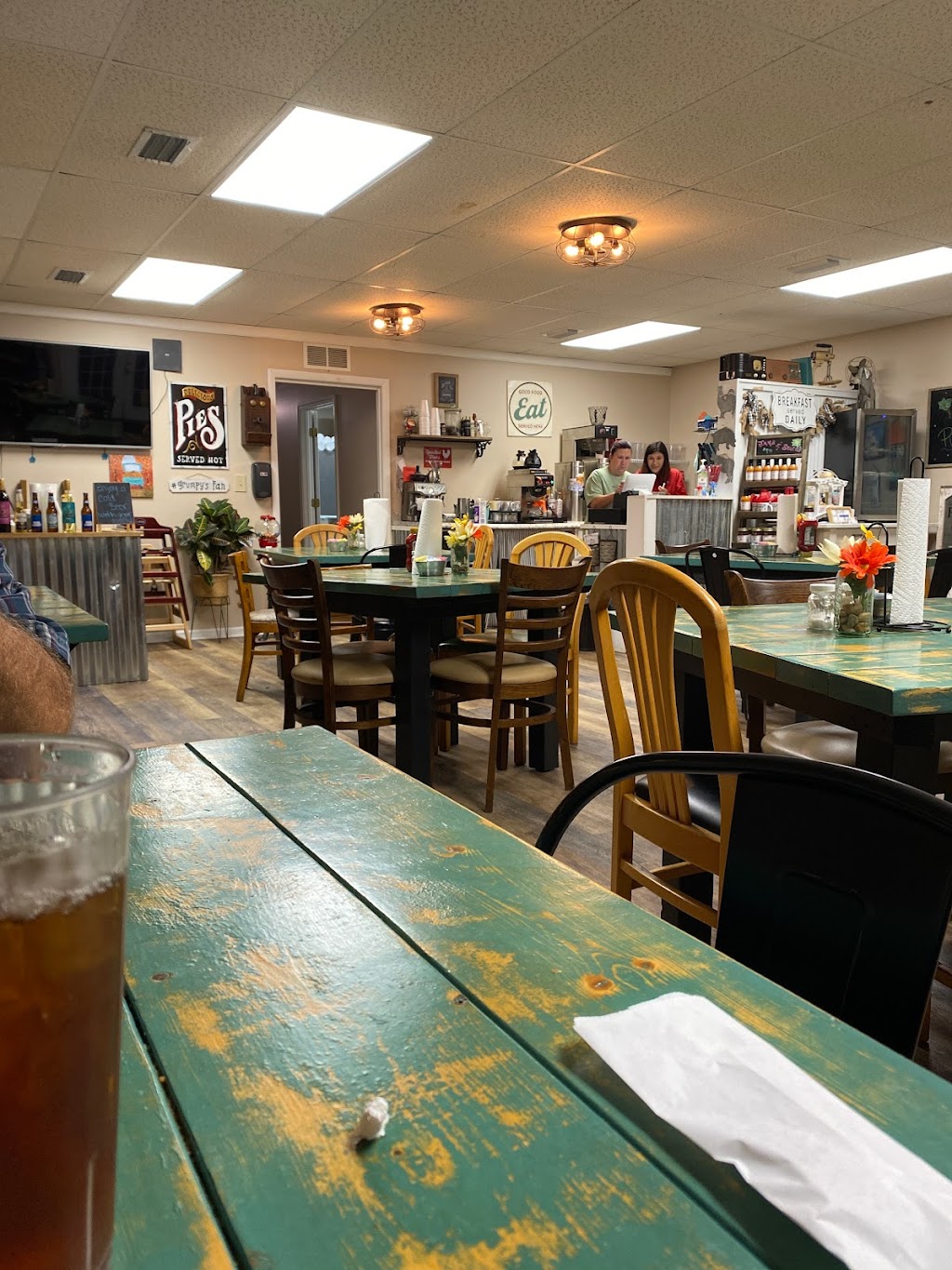 Grumpys Diner on Main | restaurant | 244 SW Range Ave, Madison, FL 32340, USA | 8509732802 OR +1 850-973-2802