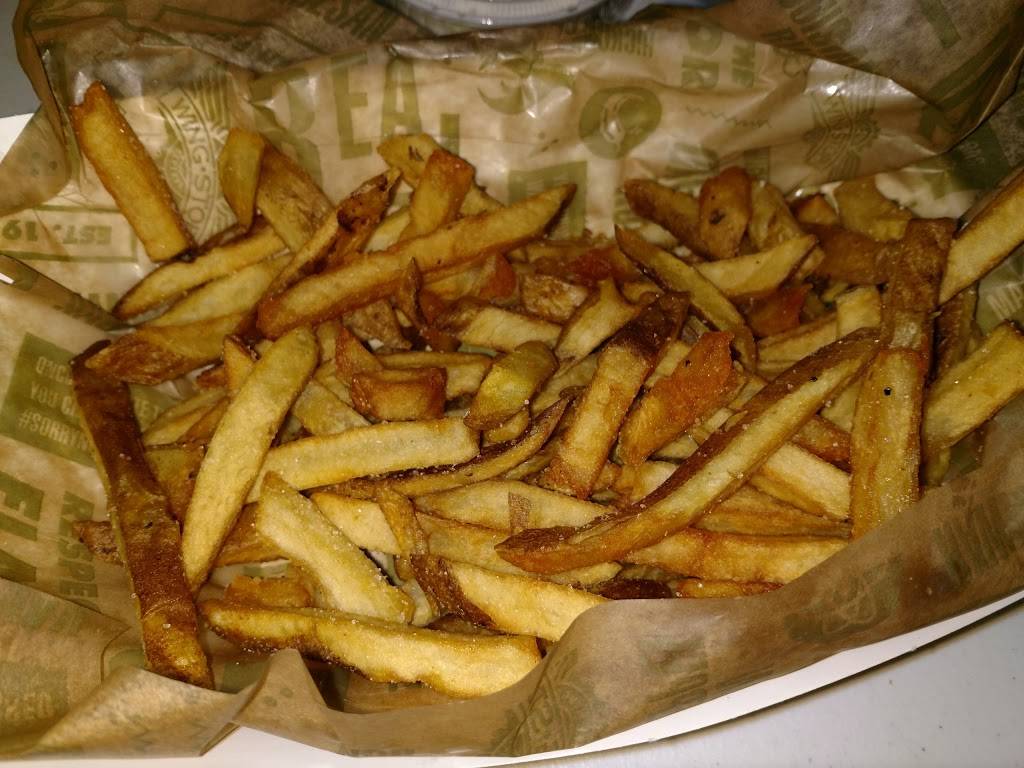 Wingstop | restaurant | 2881 Matlock Rd Ste 103, Mansfield, TX 76063, USA | 8174530900 OR +1 817-453-0900