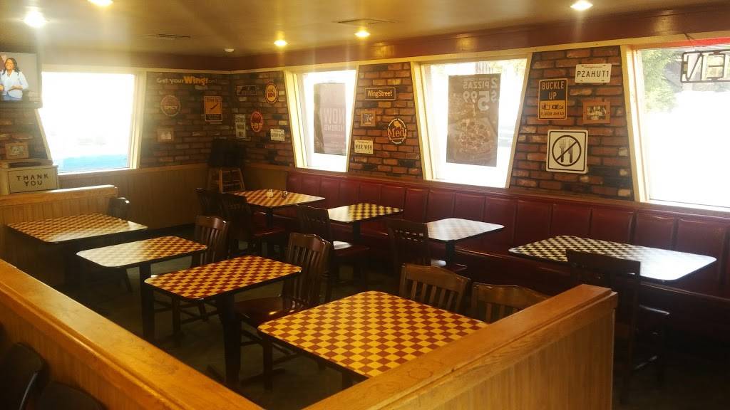 Pizza Hut | restaurant | 1515 W Beverly Blvd, Montebello, CA 90640, USA | 3237262700 OR +1 323-726-2700