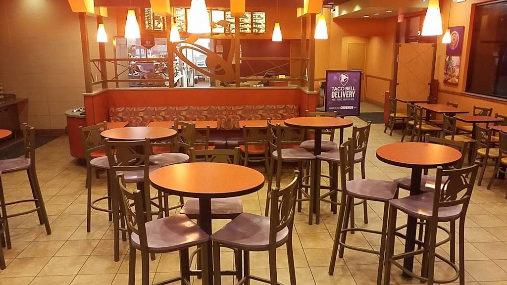 Taco Bell | meal takeaway | 2639 S 2nd St, Fresno, CA 93706, USA | 5592332857 OR +1 559-233-2857