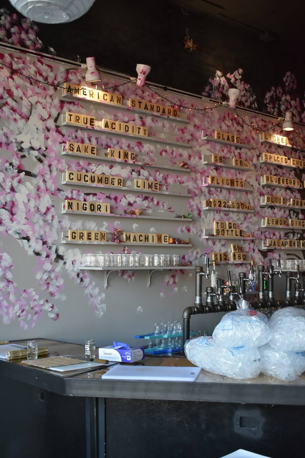 Denver Sushi House | restaurant | 3559 Larimer St, Denver, CO 80205, USA | 7204493963 OR +1 720-449-3963