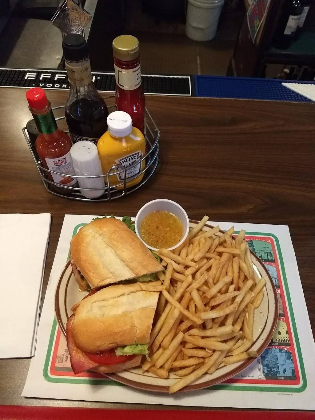 MVPs Sports Bar and Grille | restaurant | 275 Park Ave W, Mansfield, OH 44902, USA | 4195263061 OR +1 419-526-3061