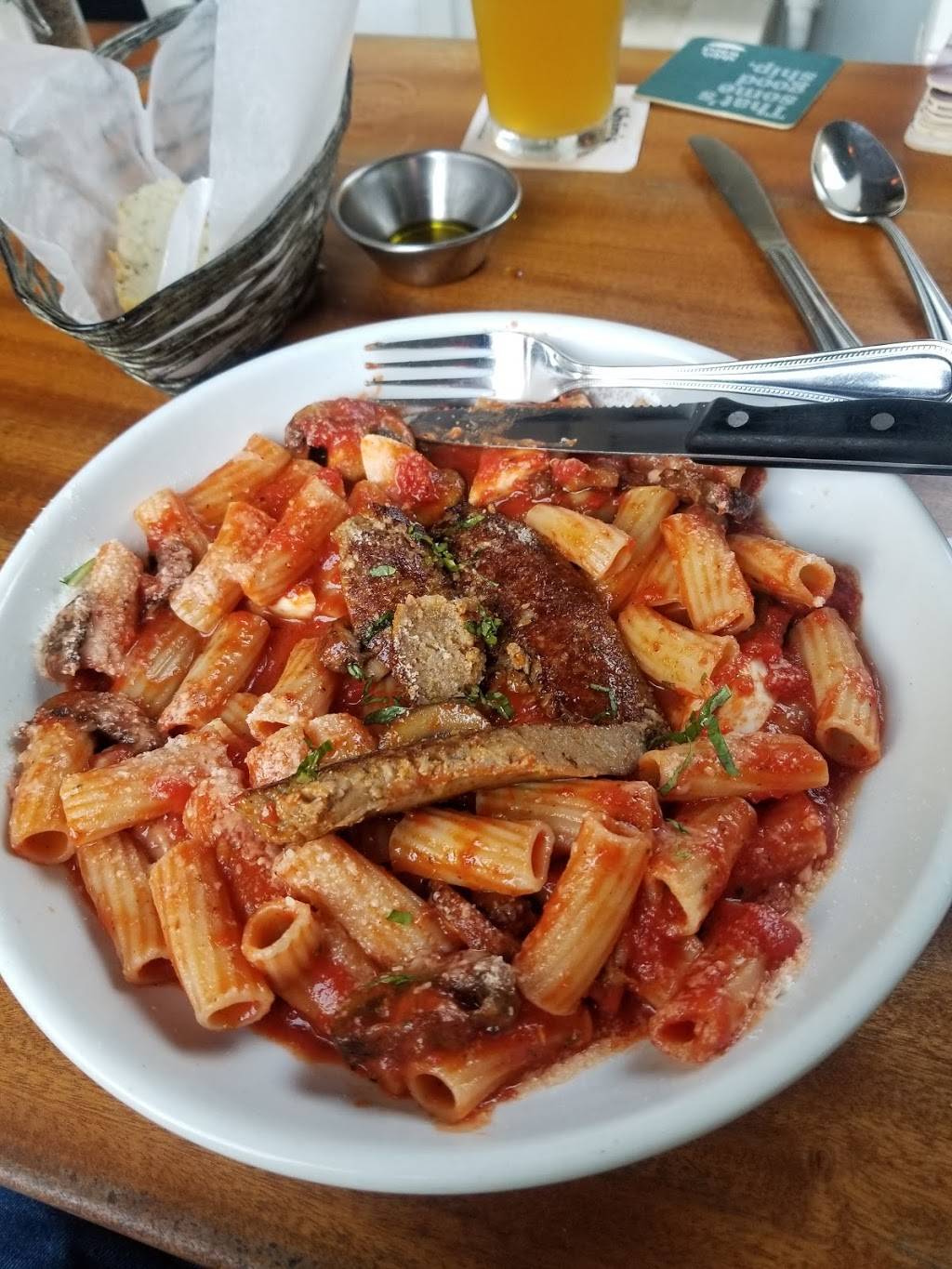 Mondos Italian Restaurant | restaurant | 915 Folly Rd, Charleston, SC 29412, USA | 8437958400 OR +1 843-795-8400