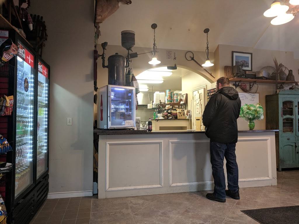 Athens Pizza | restaurant | 26 Sturbridge Rd, Brimfield, MA 01010, USA | 4132459437 OR +1 413-245-9437