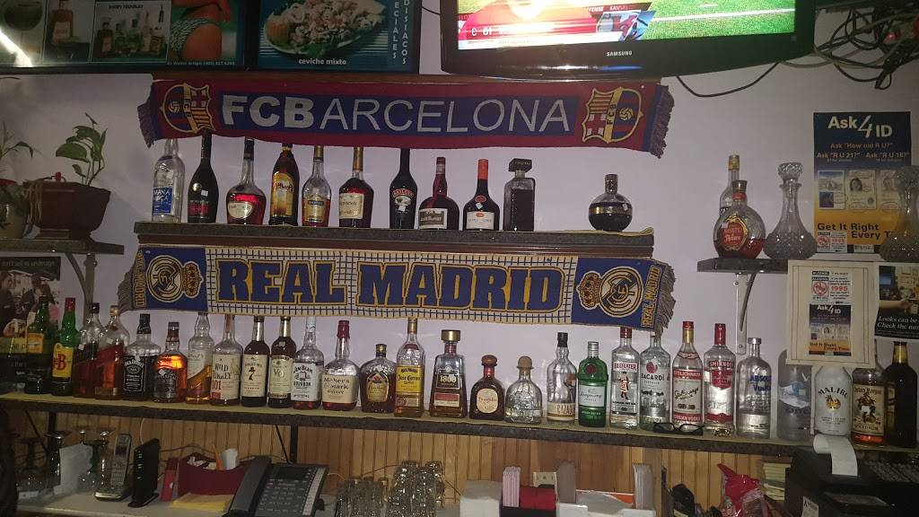 Sophias Restaurant | restaurant | 17485 Jefferson Davis Hwy, Dumfries, VA 22026, USA | 7034411466 OR +1 703-441-1466