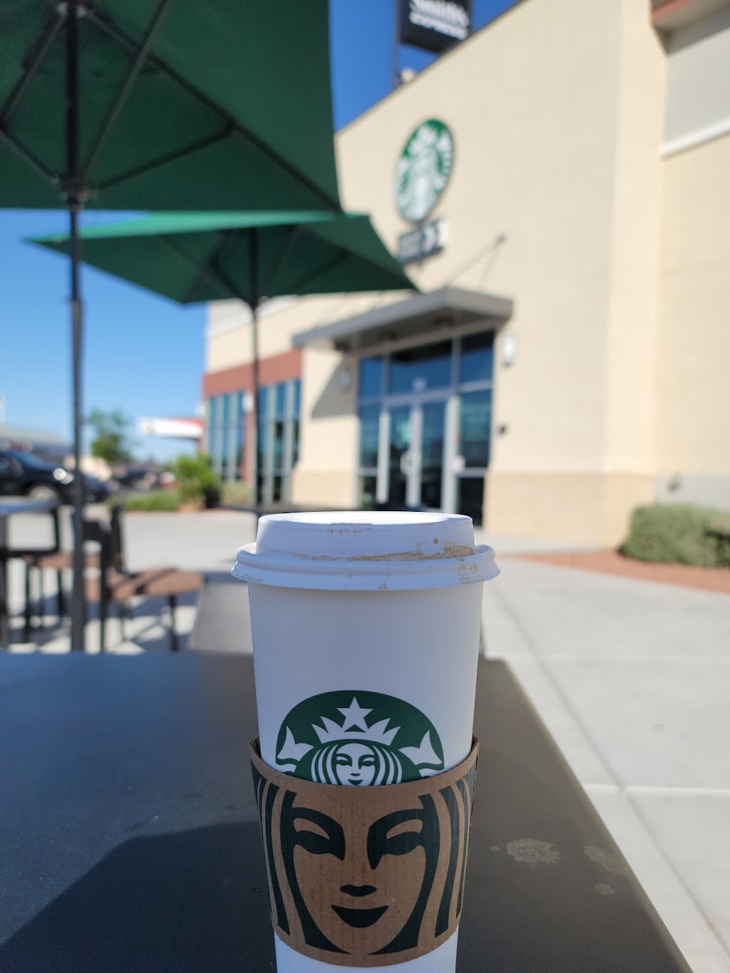 Starbucks | cafe | 390 Hillside Dr, Mesquite, NV 89027, USA | 7022753716 OR +1 702-275-3716