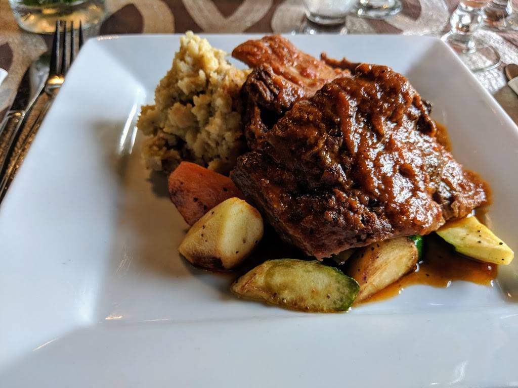 Birdys Fine Casual Dining | restaurant | 449 Dundas St W, Belleville, ON K8P 1B6, Canada | 6137790856 OR +1 613-779-0856