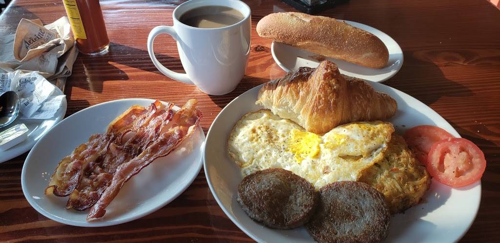 la Madeleine French Bakery & Cafe Carillon | bakery | 10001 Westheimer Rd #2123, Houston, TX 77042, USA | 7132667686 OR +1 713-266-7686