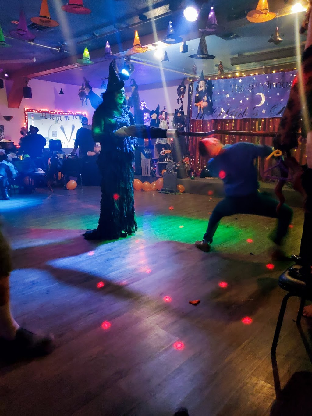 Rusty Spoke | restaurant | 2411 Hall Rd, Muskegon, MI 49442, USA | 2317730045 OR +1 231-773-0045