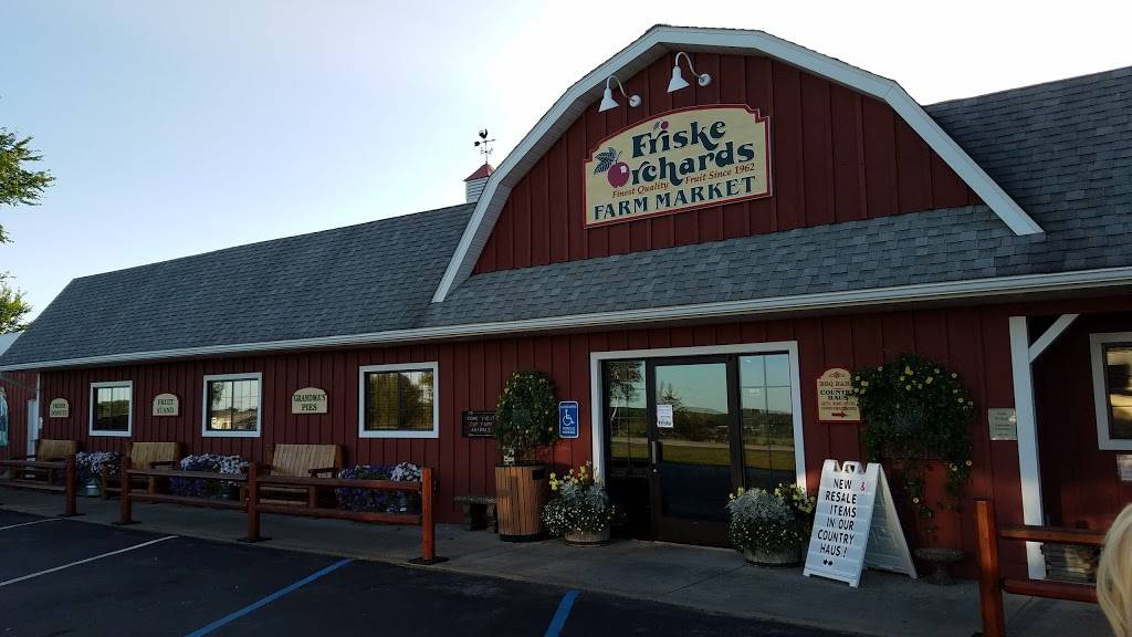 Friskes Farm Market | bakery | 10743 US-31, Ellsworth, MI 49729, USA | 2315992604 OR +1 231-599-2604