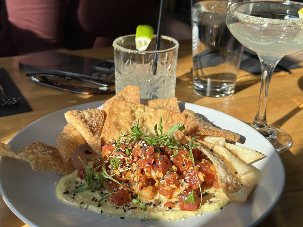 The Float House | restaurant | 47394 ID-200, Hope, ID 83836, USA | 2089205027 OR +1 208-920-5027