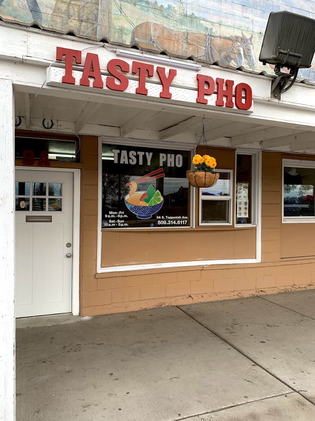 Tasty Pho | restaurant | 9A S Toppenish Ave, Toppenish, WA 98948, USA | 5093146117 OR +1 509-314-6117
