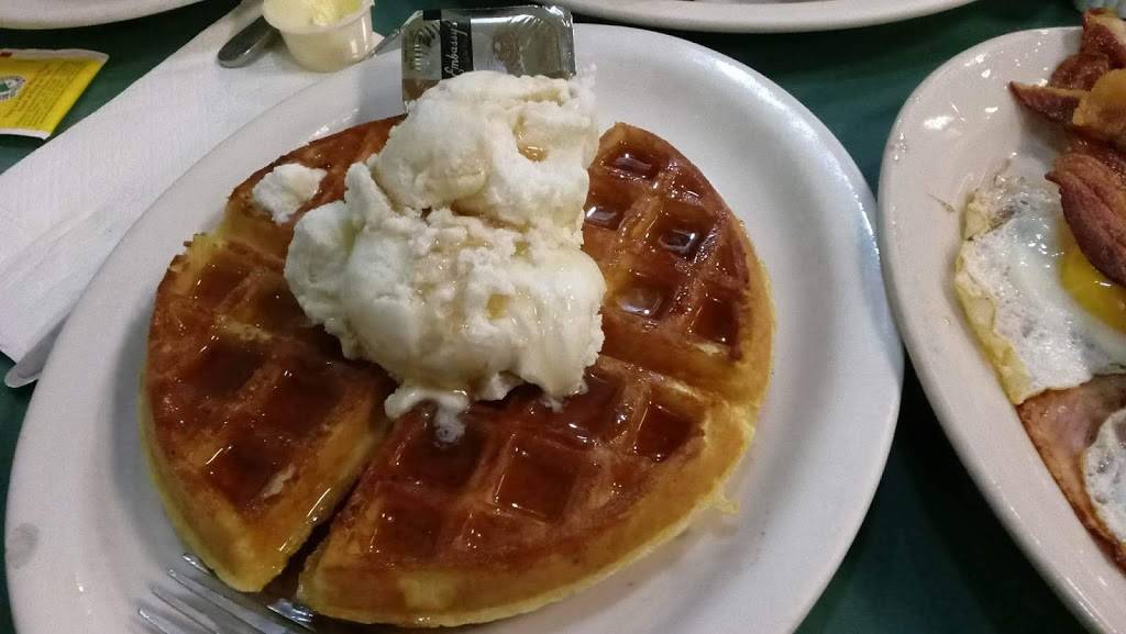 Rainbow Diner | meal takeaway | 2197 White Plains Rd, Bronx, NY 10462, USA | 7188237715 OR +1 718-823-7715