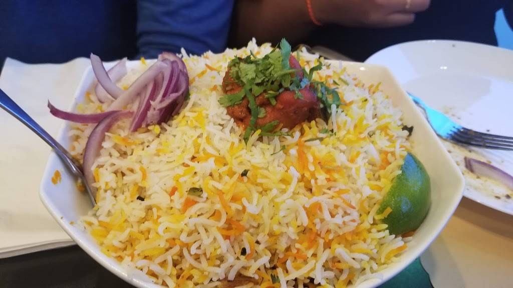 Hyderabad House Biryani Place | restaurant | 8840 N Michigan Rd #105, Indianapolis, IN 46268, USA | 3175594221 OR +1 317-559-4221