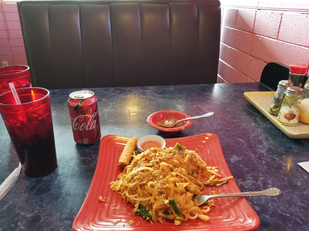 Mai Thai Restaurant | restaurant | 34 N Front St, Central Point, OR 97502, USA | 5416650738 OR +1 541-665-0738