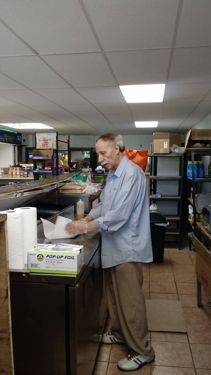 Progress Food Market | meal takeaway | 289 Hamburg St, Buffalo, NY 14204, USA | 7168472525 OR +1 716-847-2525