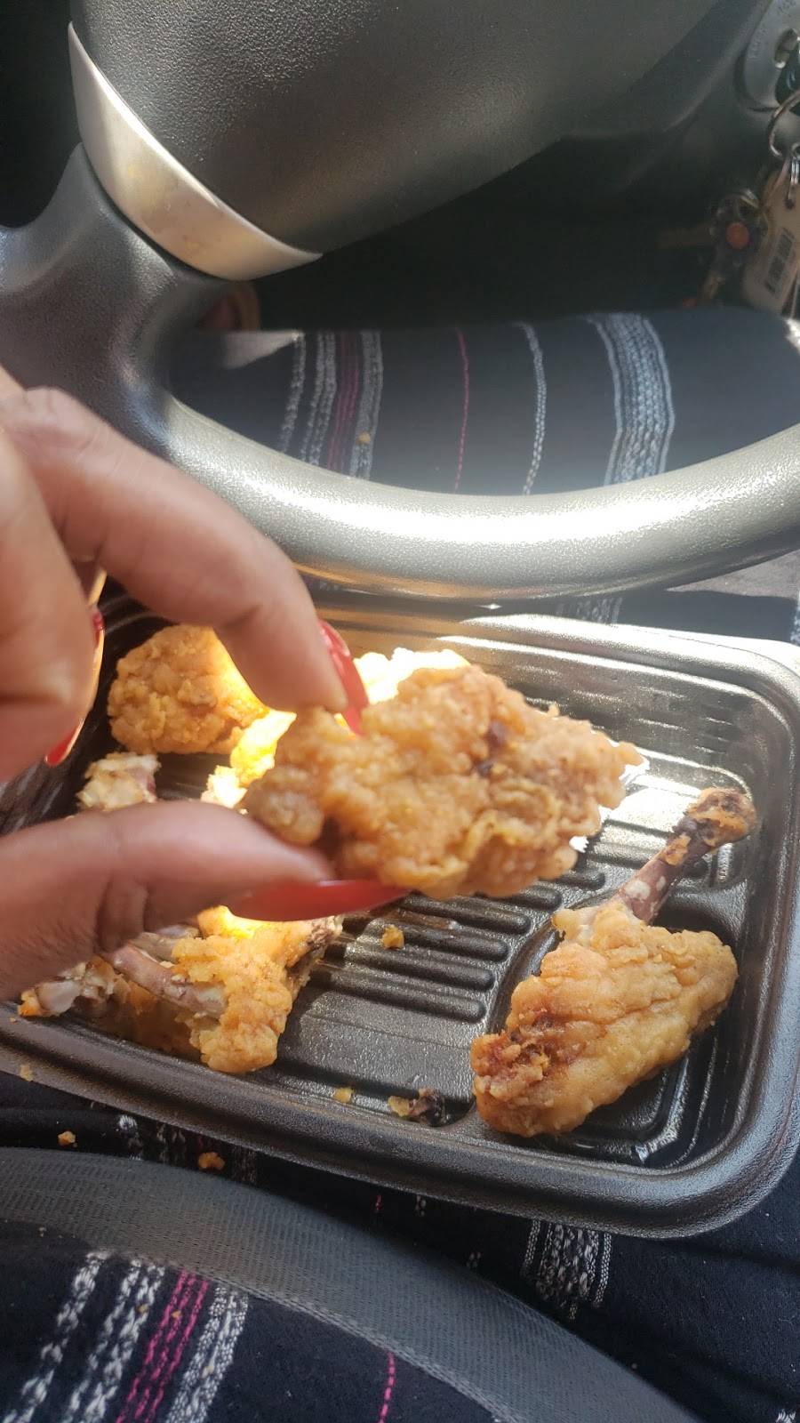 KFC | restaurant | 908 Mason Rd, Katy, TX 77450, USA | 2813923715 OR +1 281-392-3715