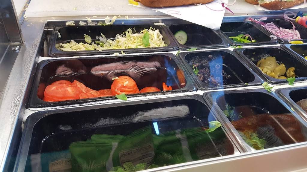 Subway Restaurants | restaurant | 12012 Knott Ave A, Garden Grove, CA 92841, USA | 7143733930 OR +1 714-373-3930