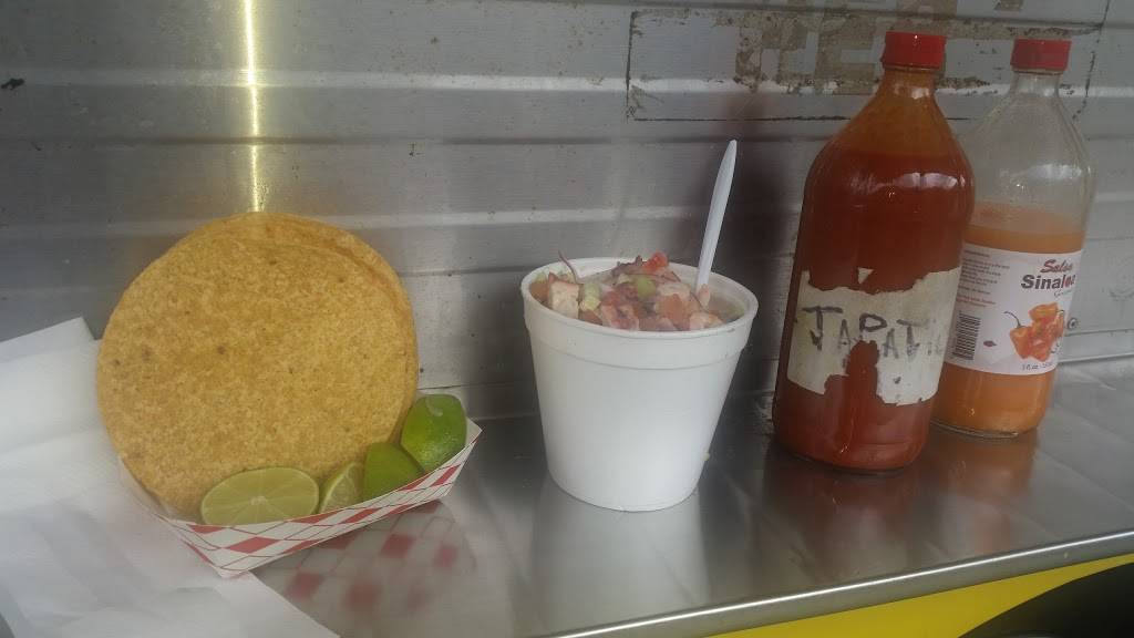 Los Primos Lonchera | restaurant | 112 N Hesperian St, Santa Ana, CA 92703, USA | 3107352269 OR +1 310-735-2269