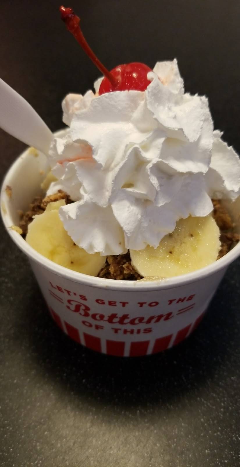 Freddys Frozen Custard & Steakburgers | restaurant | 7402 W 159th St, Orland Park, IL 60462, USA | 7084078222 OR +1 708-407-8222