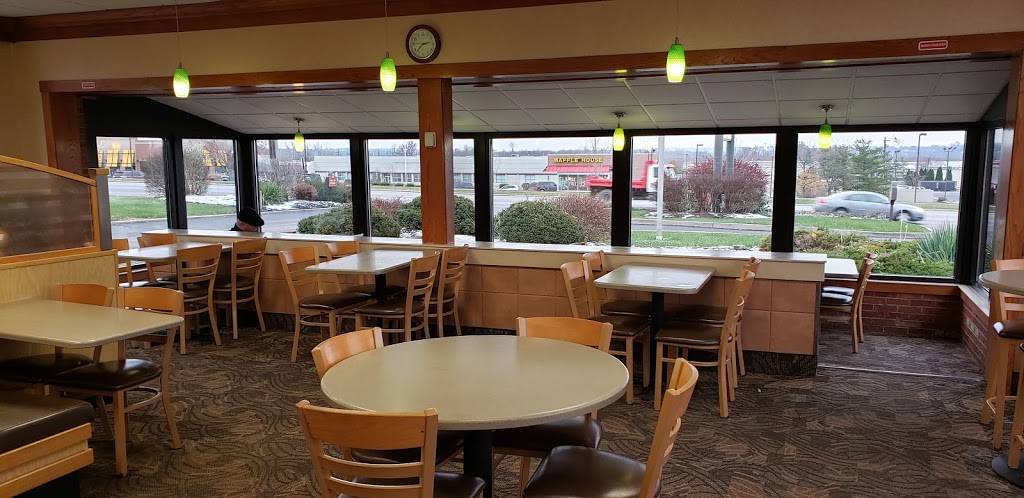 Wendys | restaurant | 890 W Central Ave, Springboro, OH 45066, USA | 9377467686 OR +1 937-746-7686