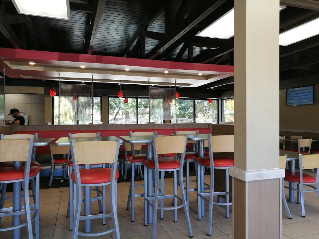 Burger King | restaurant | 600 Canal St, King City, CA 93930, USA | 4083855252 OR +1 408-385-5252