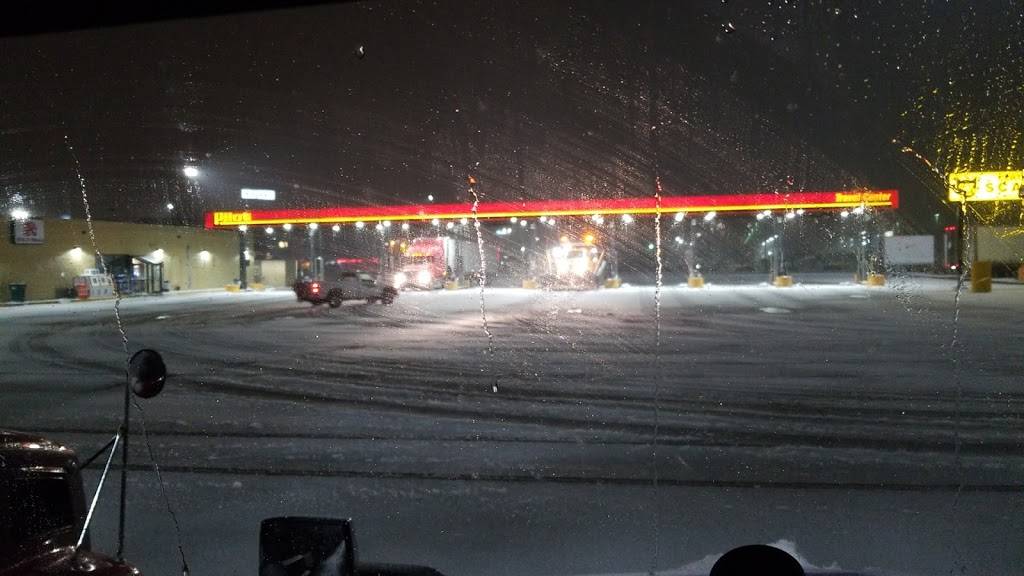 Pilot Travel Center | restaurant | 3001 Milwaukee Rd, Beloit, WI 53511, USA | 6083643644 OR +1 608-364-3644