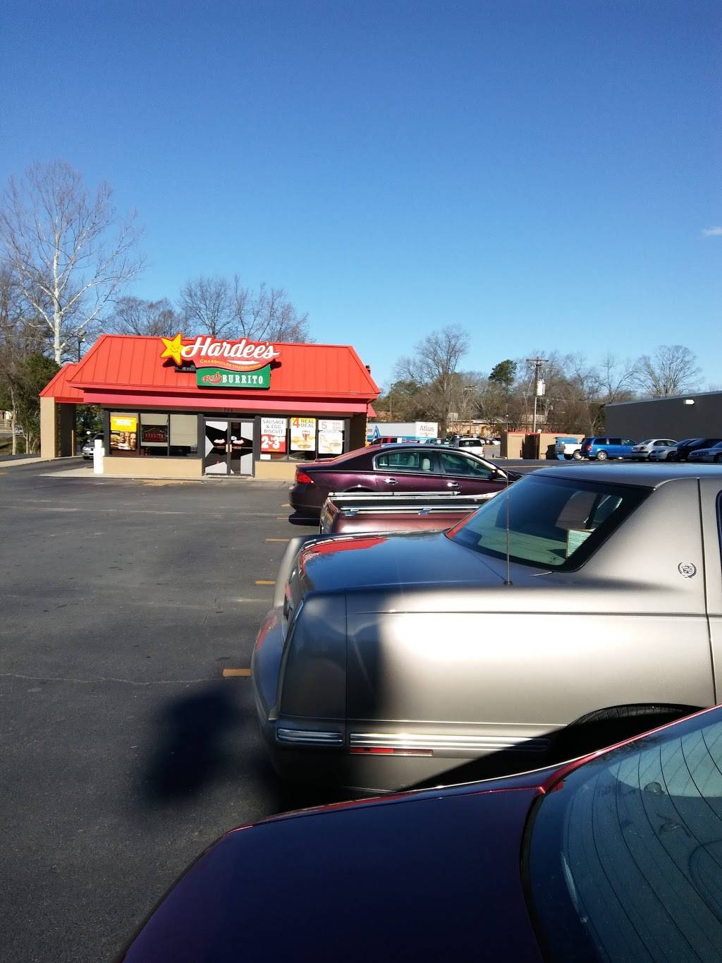 Hardees Red Burrito | restaurant | 206 S Main St, Clover, SC 29710, USA | 8032229092 OR +1 803-222-9092
