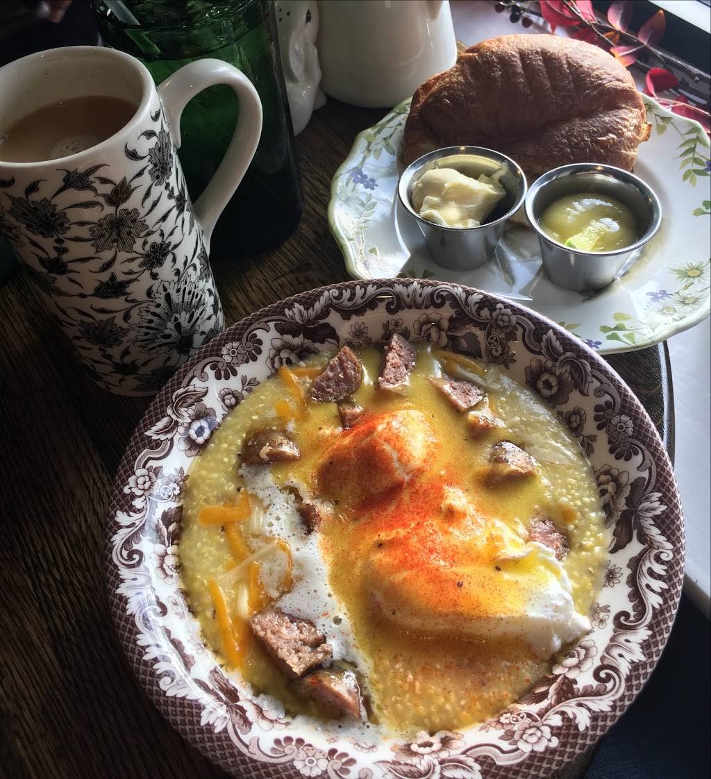 Momma Rabbits Nibbles and Sips | cafe | 5082 Sunset Blvd, Lexington, SC 29072, USA | 8033561330 OR +1 803-356-1330