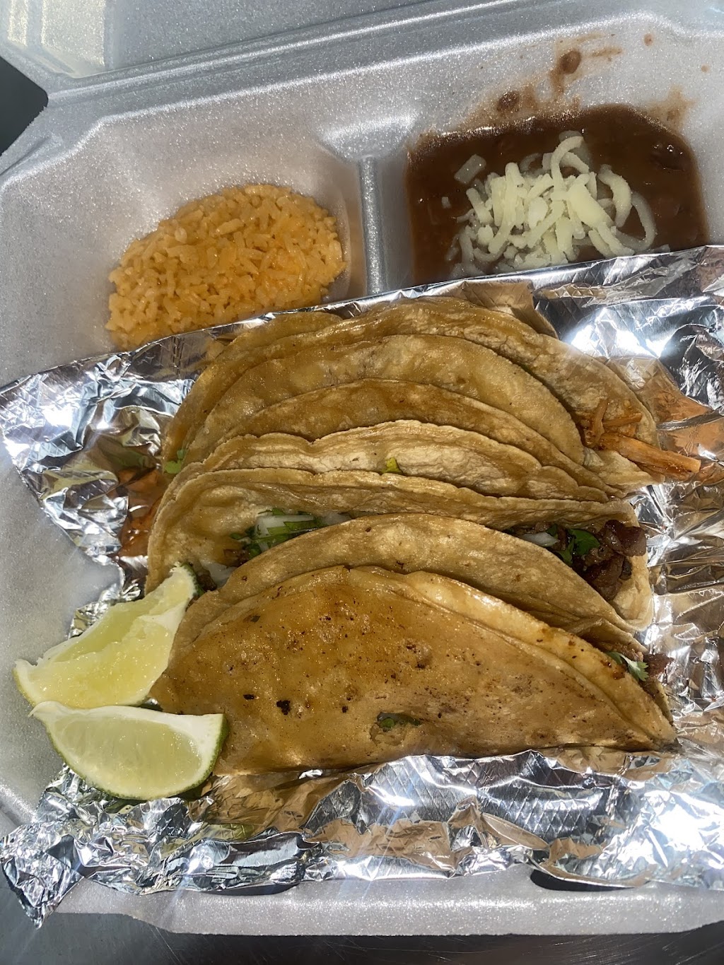 Tacos coco | restaurant | 596 S Schuyler Ave, Kankakee, IL 60901, USA | 8155237015 OR +1 815-523-7015