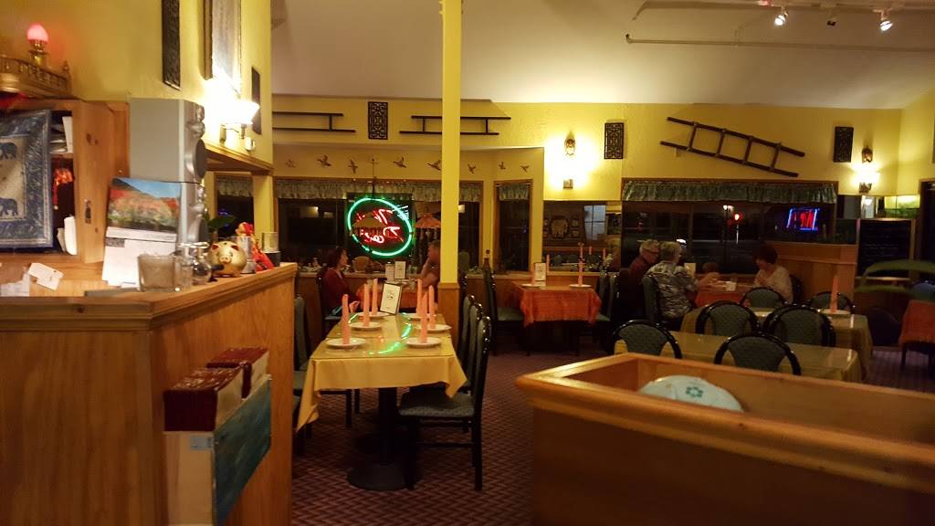 Thai Pot | restaurant | 2478 W 3rd St, Santa Rosa, CA 95401, USA | 7075759296 OR +1 707-575-9296