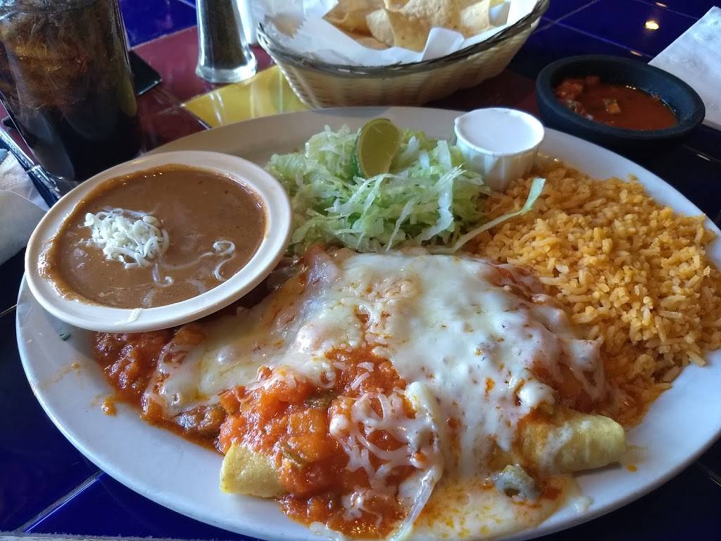 Jaliscos on North | restaurant | 2207 E North Ave, Milwaukee, WI 53202, USA | 4142910645 OR +1 414-291-0645