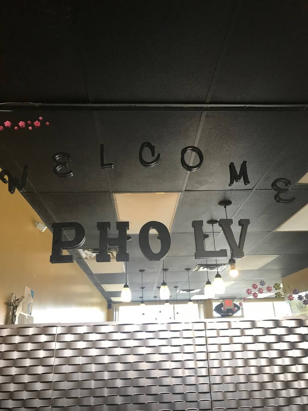 Pho LV | restaurant | 72 Boardman Poland Rd, Youngstown, OH 44512, USA | 3309532222 OR +1 330-953-2222