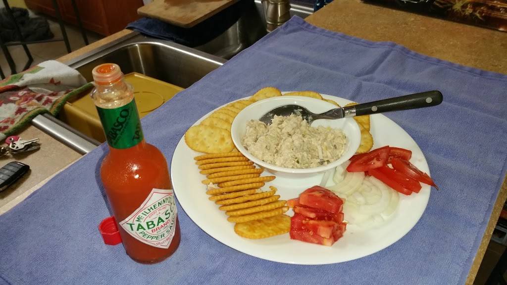 Save On Seafood Co | restaurant | 1449 49th St S, Gulfport, FL 33707, USA | 7273230155 OR +1 727-323-0155