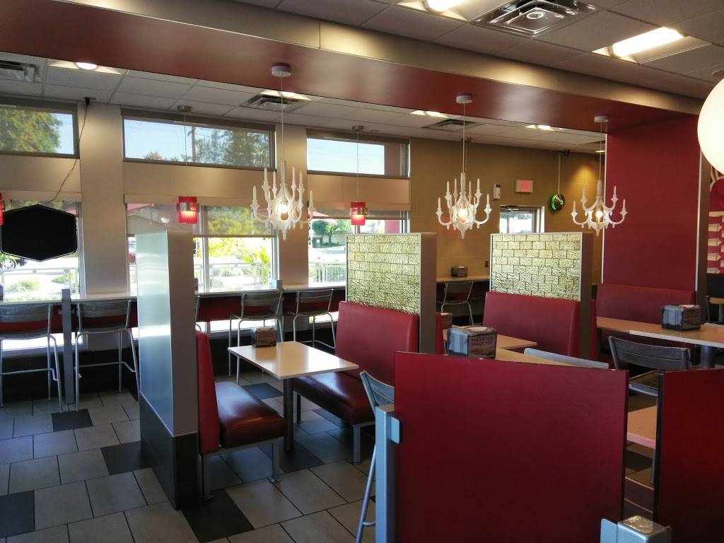 Jack in the Box | restaurant | 107 W Caldwell Ave, Visalia, CA 93277, USA | 5597490191 OR +1 559-749-0191