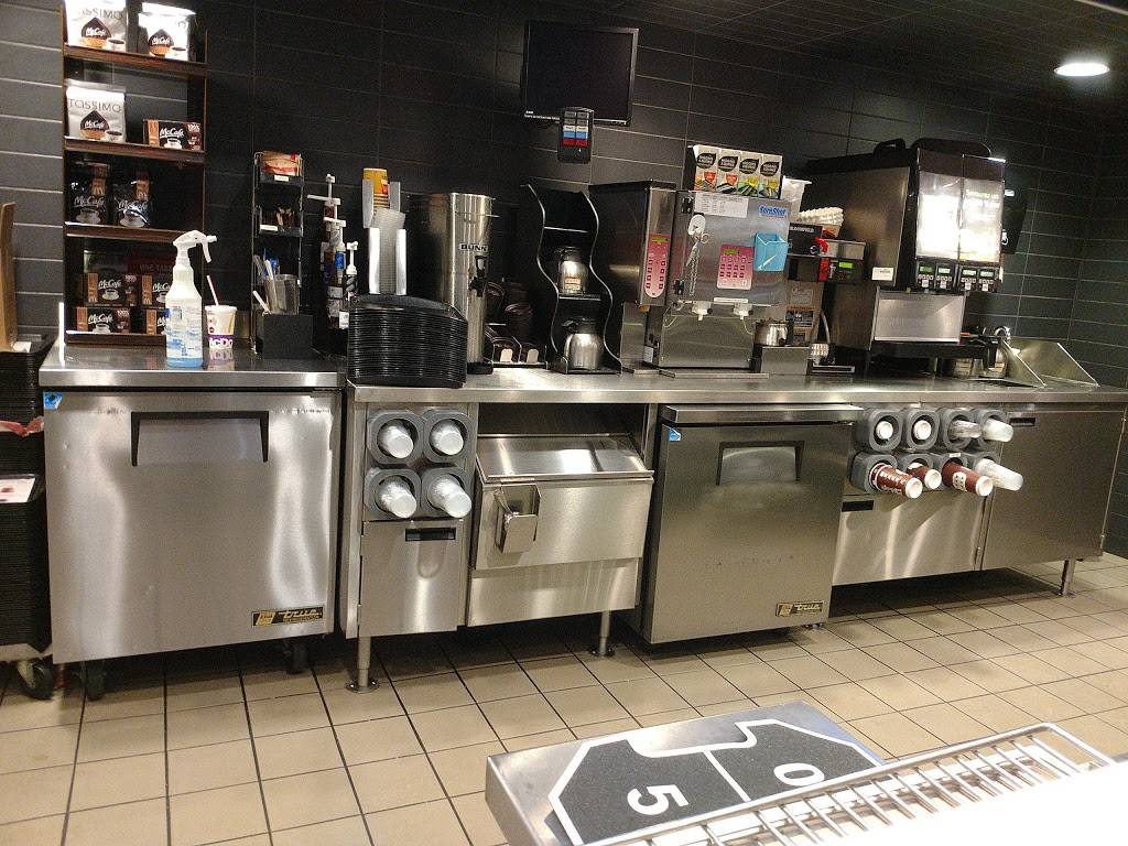 McDonalds | cafe | 95 Rue Conrad-Gosselin, Iberville-Junction, QC J2X 0A1, Canada | 4503473412 OR +1 450-347-3412