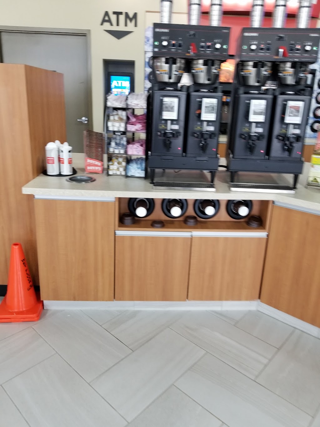 Fuel Maxx 36 | restaurant | 11611 East Sam Houston Pkwy N, Houston, TX 77044, USA | 2812584487 OR +1 281-258-4487