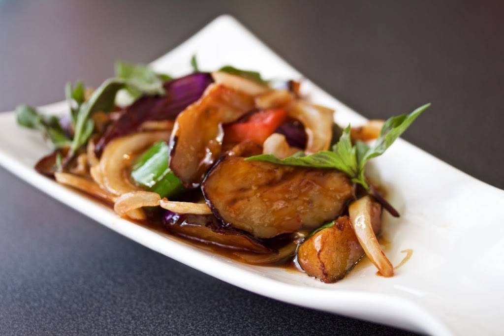 Lotus Xpress | restaurant | 167 Broadway, Somerville, MA 02145, USA | 6176295909 OR +1 617-629-5909